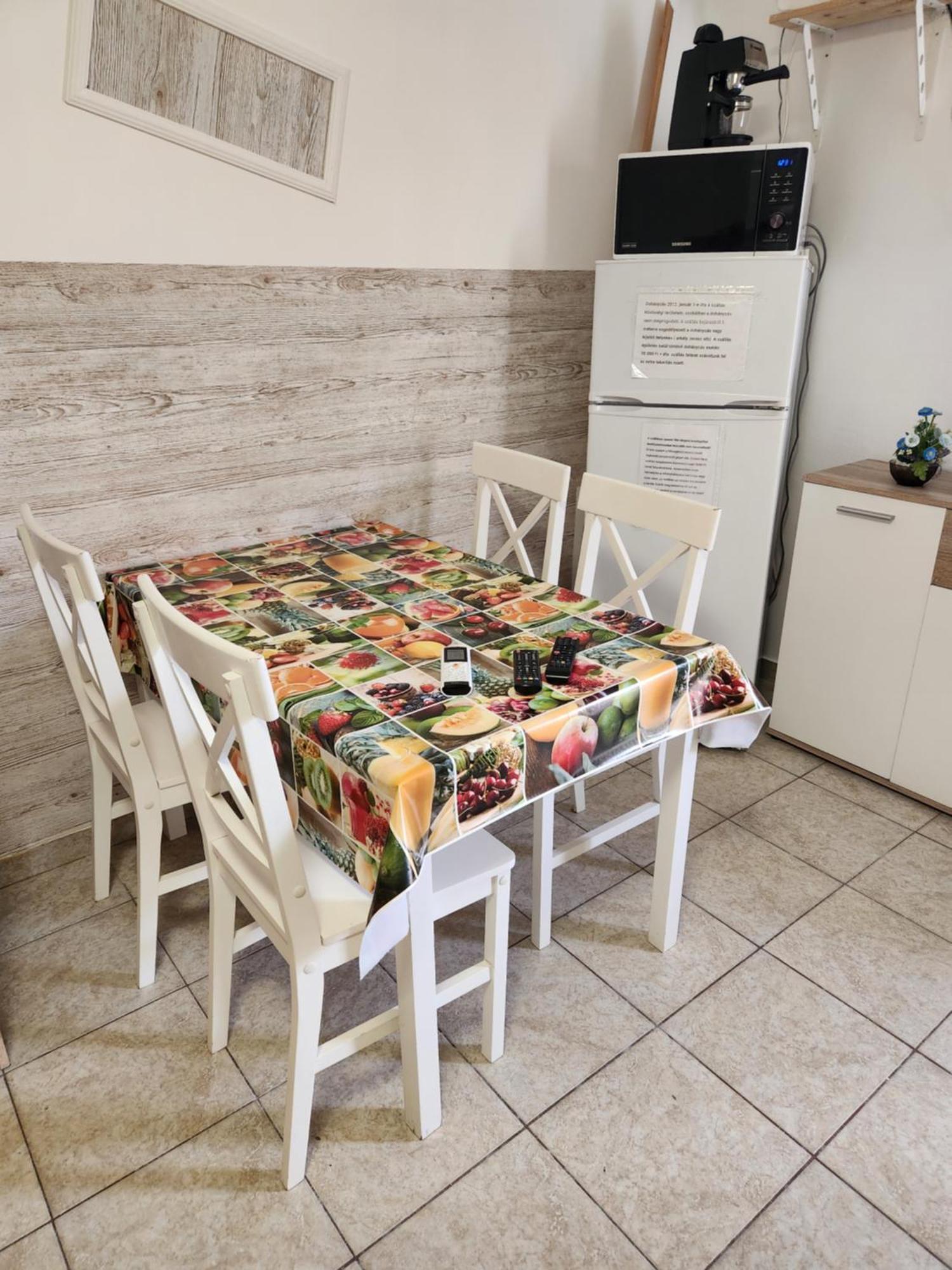 Orsi Apartman / Vendeghaz Κεσκεμέτ Εξωτερικό φωτογραφία